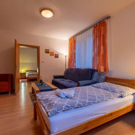 Chatova Osada Gader Blatnica